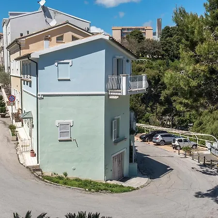 Casa Sul Mare - Numana, Prestigioso Cielo-terra Vista Mare Appartement *